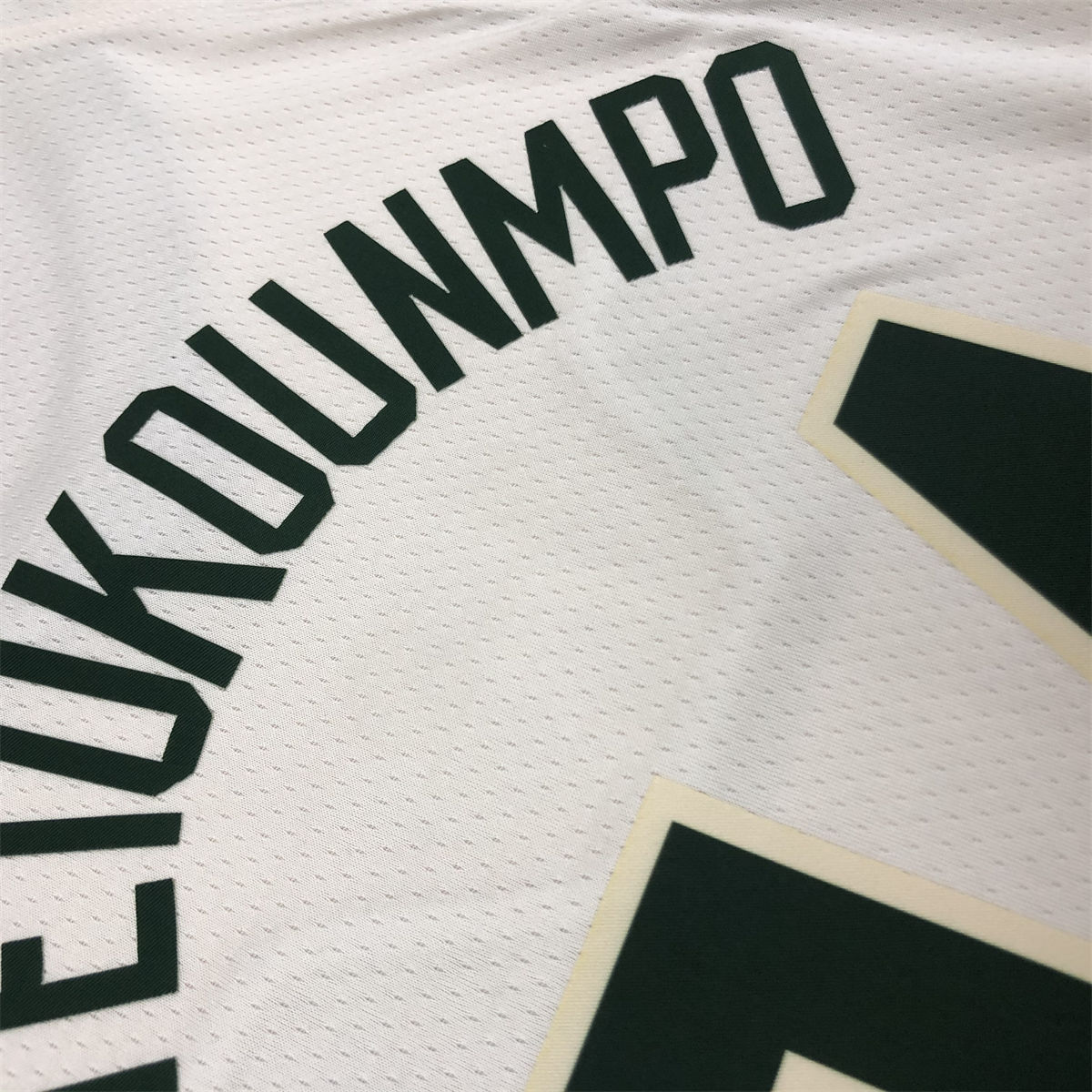 NBA Milwaukee Bucks V-Neck Beige jersey ANTETOKOUNMPO#34 S-XXL