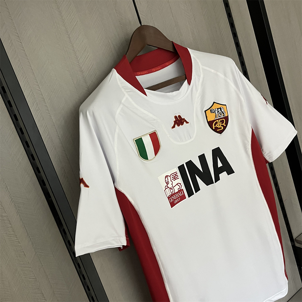 Retro Roma 01/02 Away jersey Fan Version