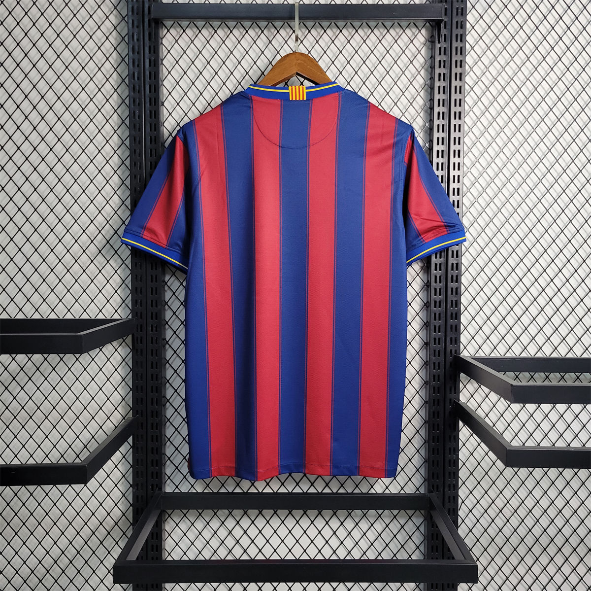Retro Barcelona 09/10 Home jersey Fan Version