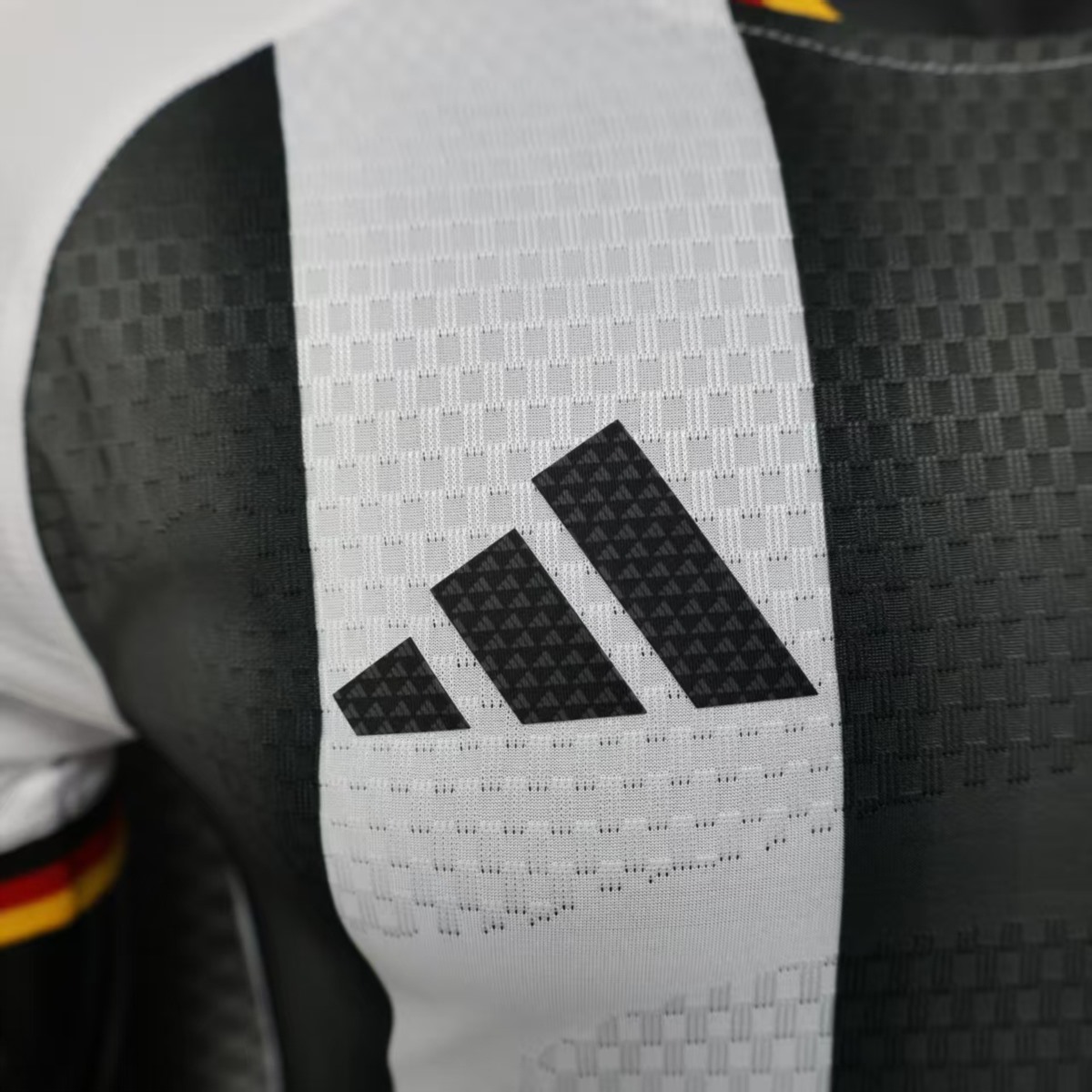 25/26 Germany Special Edition Black and White Jersey Player Version