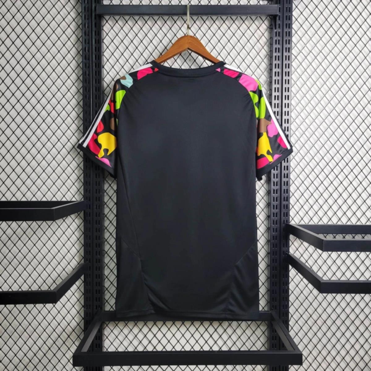 2024/25 Japan Black Training Soccer Jersey Fan Version