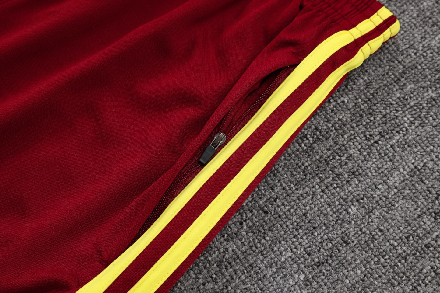 2025/26 Arsenal maroon Jacket Training Suit Set Football Team Shirt Sports Fashion