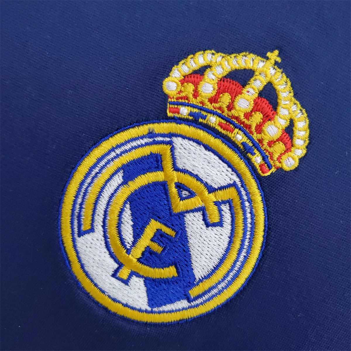 Real Madrid Retro 05/06 Third home jersey Fan Version
