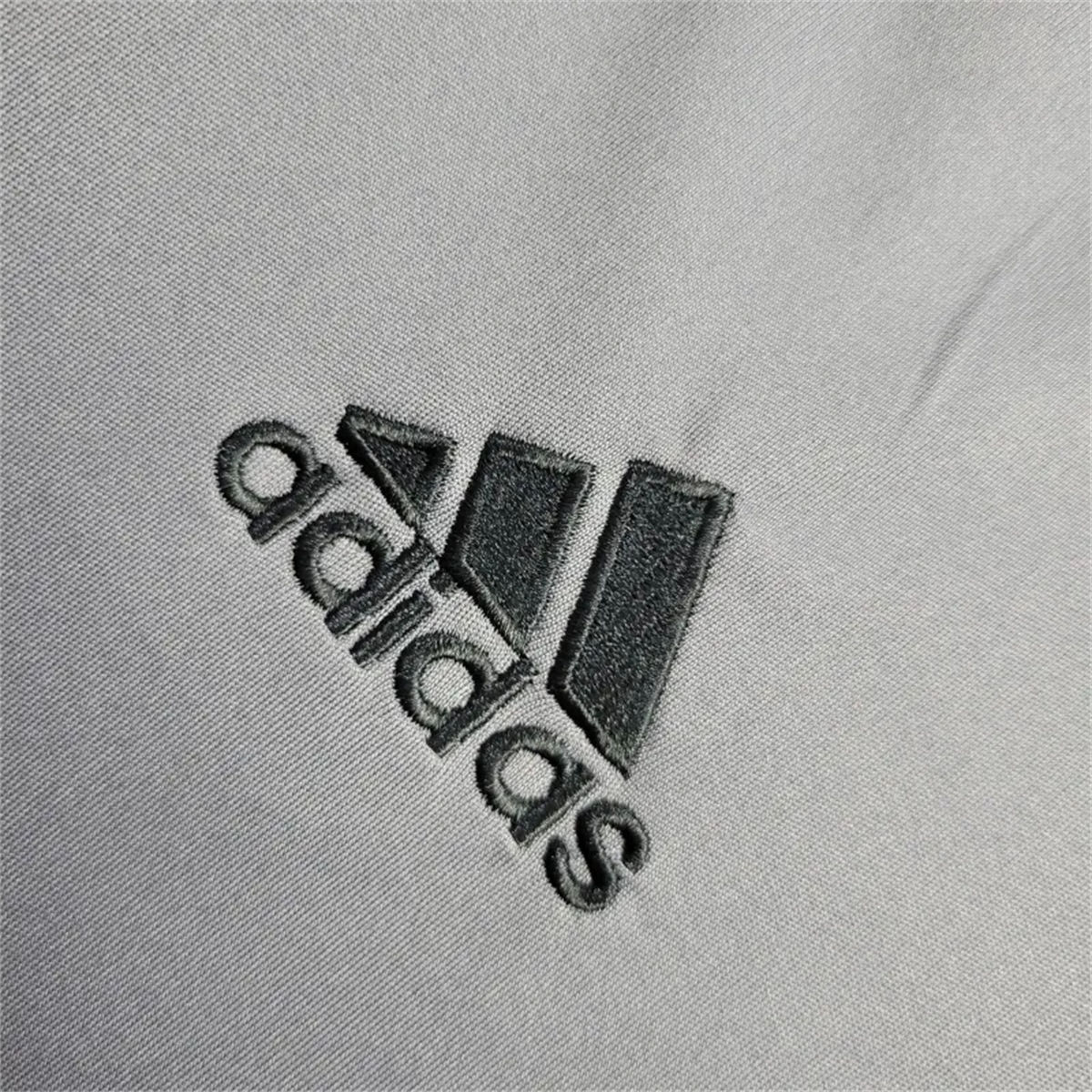 Real Madrid Retro 2005/06 Third Away jersey Fan Version
