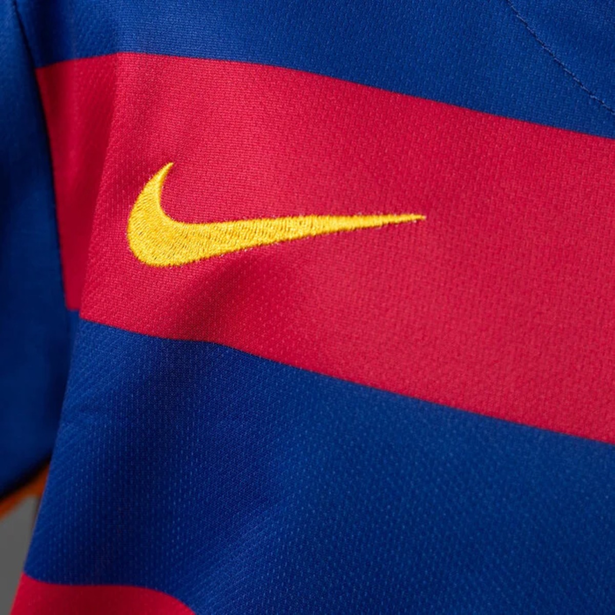 Retro Barcelona 2015/16 Home Kid Kits