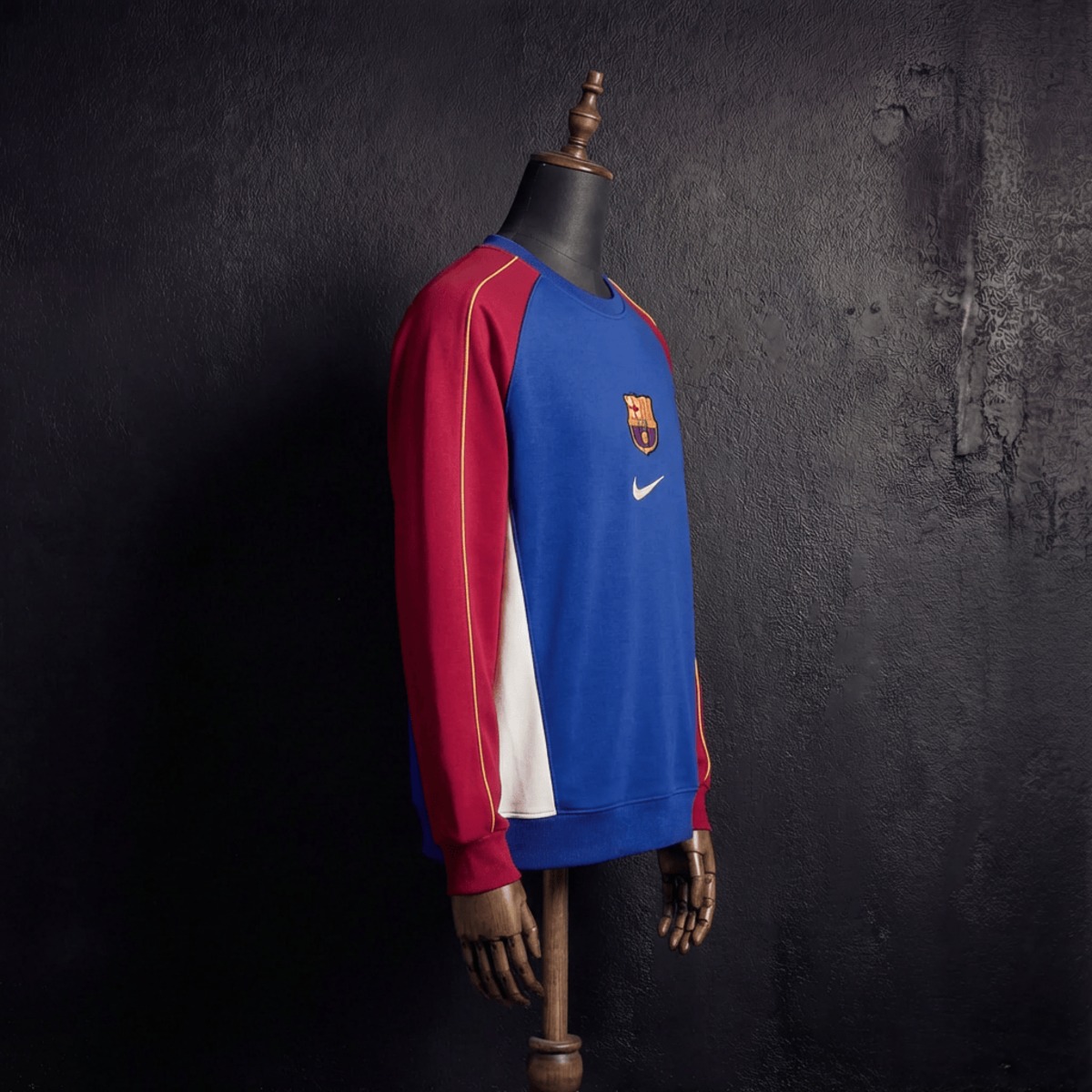 2025/26 Barcelona Long Sleeve Blue Sweatshirt