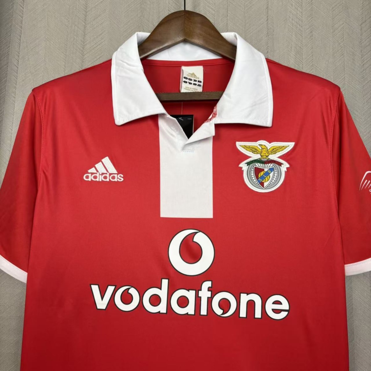 Retro Benfica 2004/05 Home Jersey Fan Version