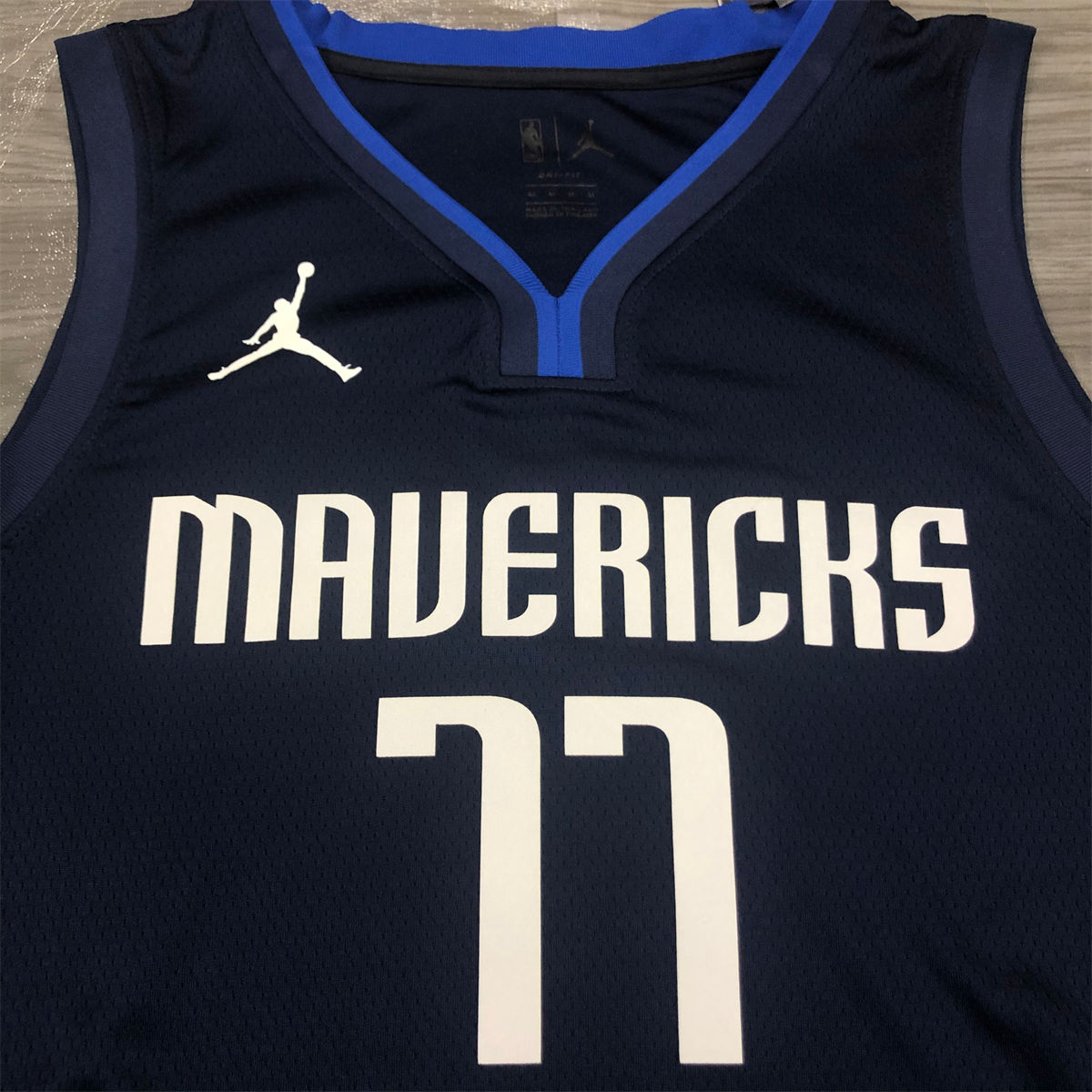 NBA Dallas Mavericks V Neck Royal Blue Jersey DONCIC#77 S-XXL