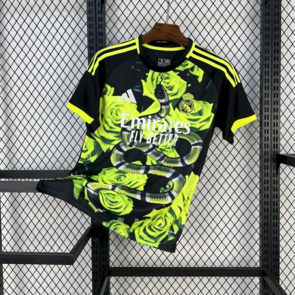 2025/26 Real Madrid Green Rose Bamboo Leaf Green Jersey Fan Version