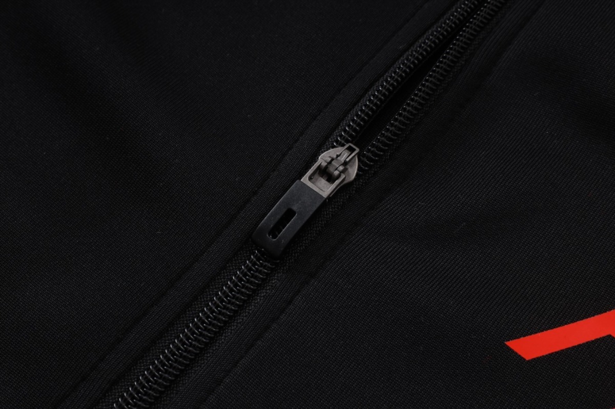 2026 Liverpool Black Jacket Training Suit Set