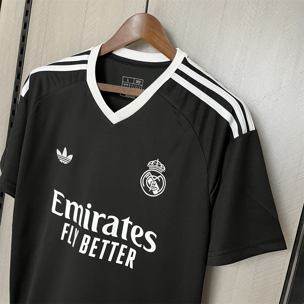 24/25 Real Madrid Black Jersey Fan Version