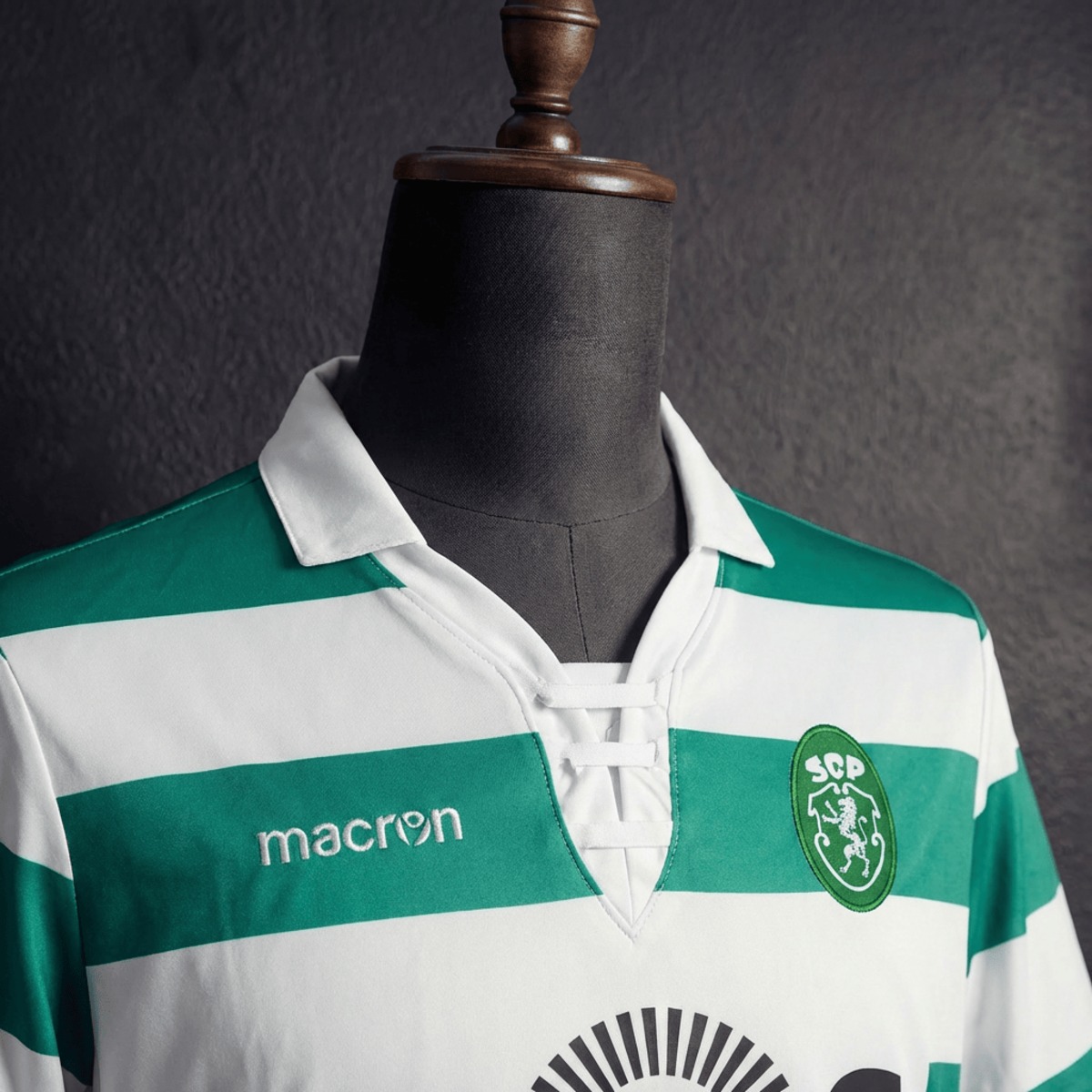 Retro Sporting Lisbon 2018/19 Home jersey Fan Version