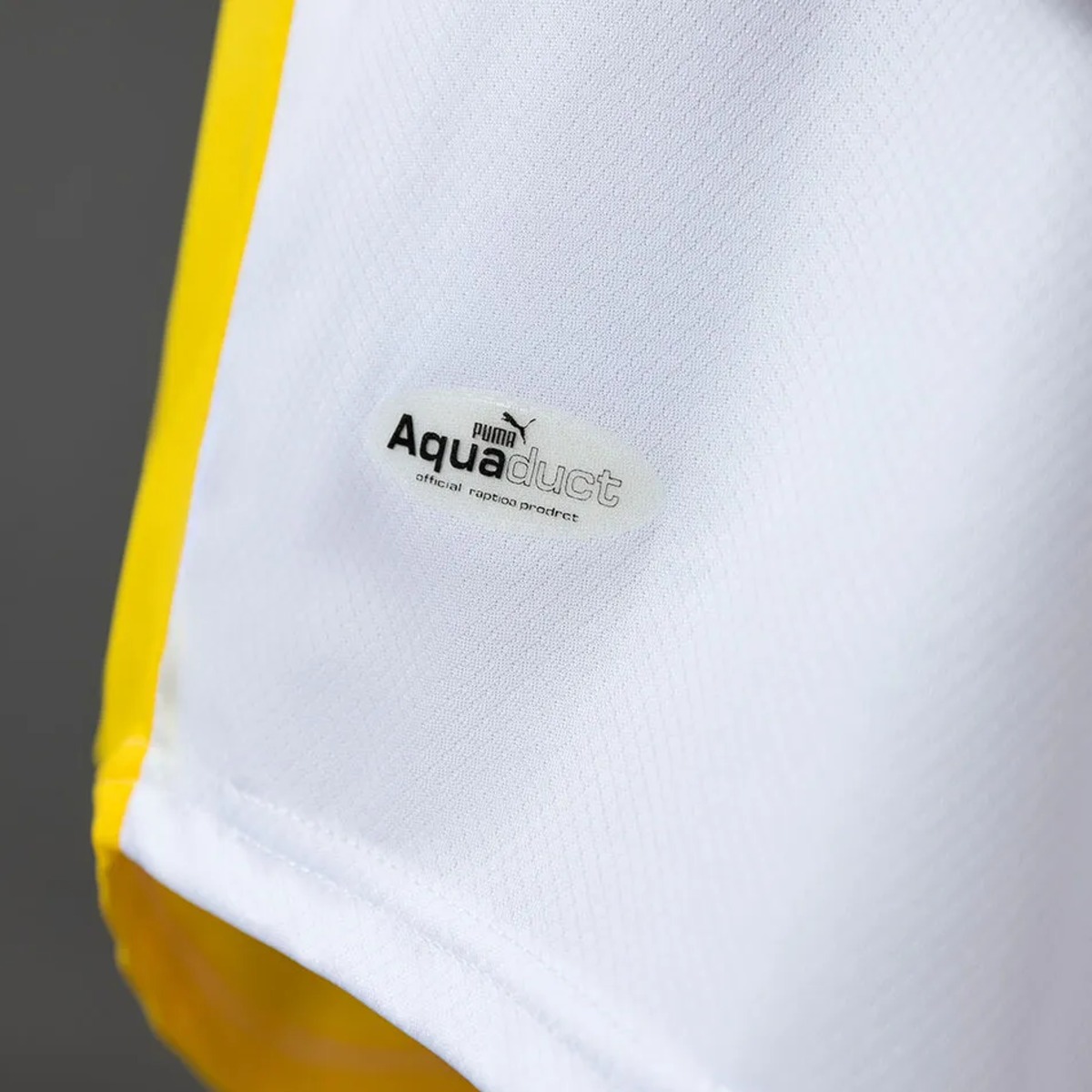 Retro Sheffield Wednesday F.C. 1999 Away Jersey Fan Version