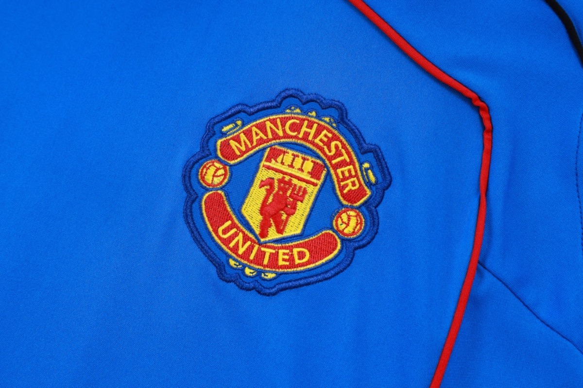 2026 Manchester United Colorful Blue Training Set Shirtand Shorts