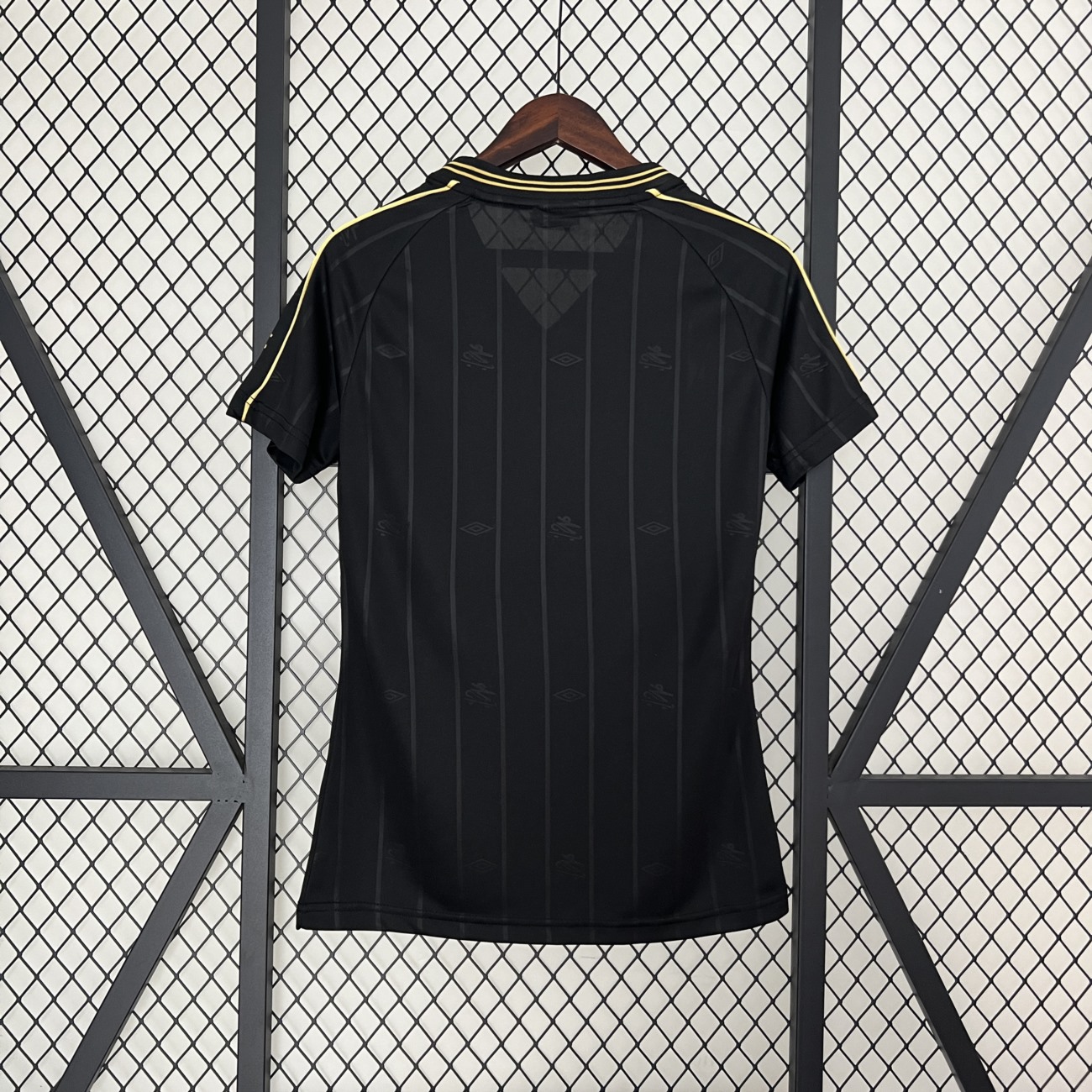 2024/25 Women Santos Charlie Brown Jr jersey
