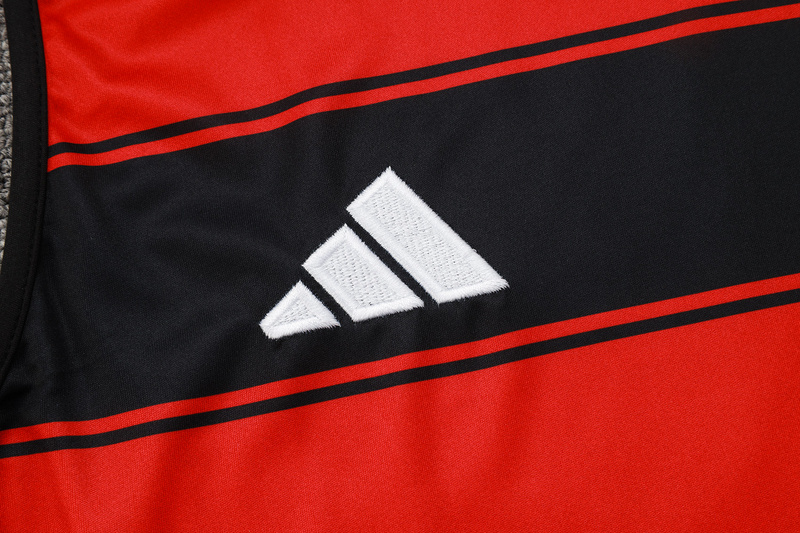 2025/26 Flamengo Red Training Set Shirt and Shorts