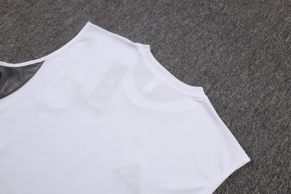 2026 Germany White Training Set Shirt and Shorts