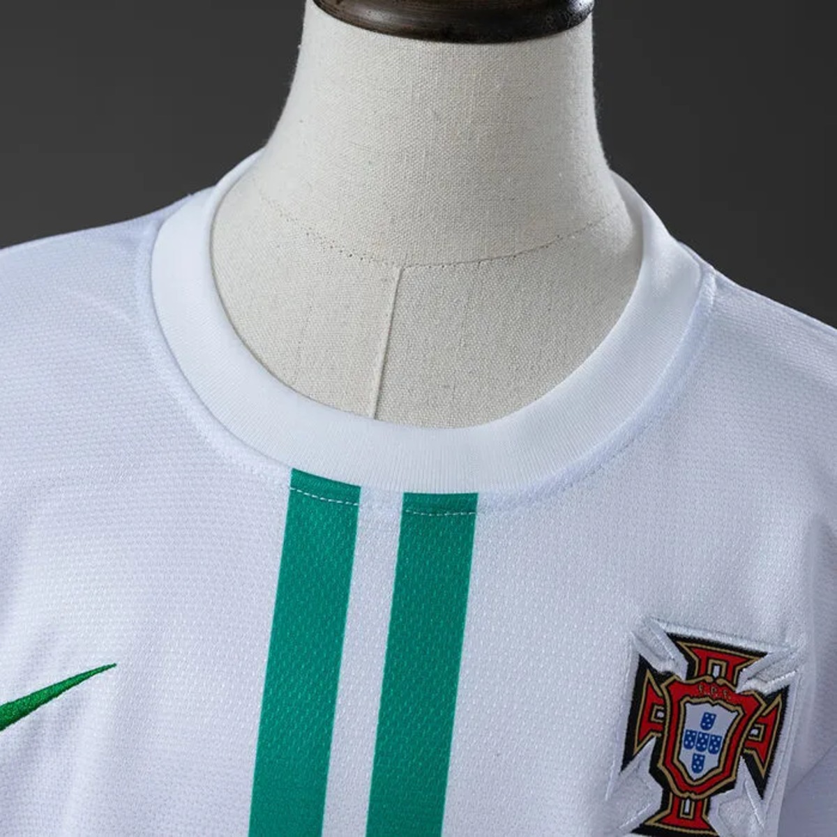 Retro Portugal 2012 Away Kid Kits