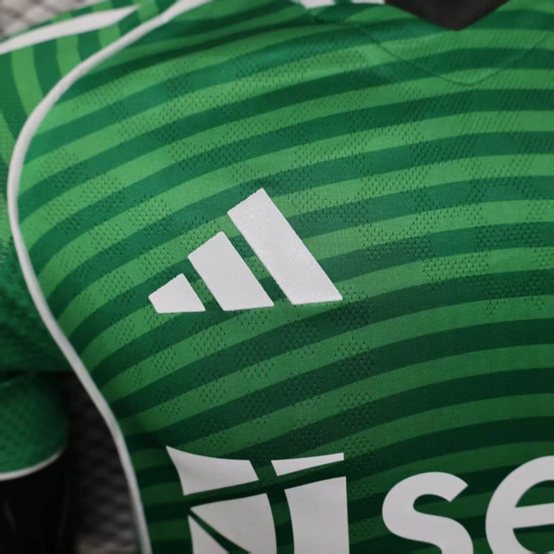 2025/26 Newcastle United Away jersey Player Version