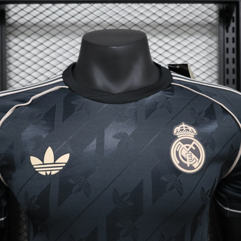 25/26 Real Madrid Co Branded Special Edition jersey Player Version