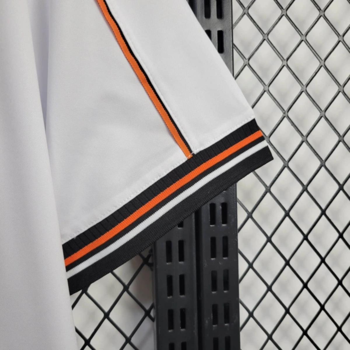 Retro Valencia 1999/00 Home jersey Fan Version