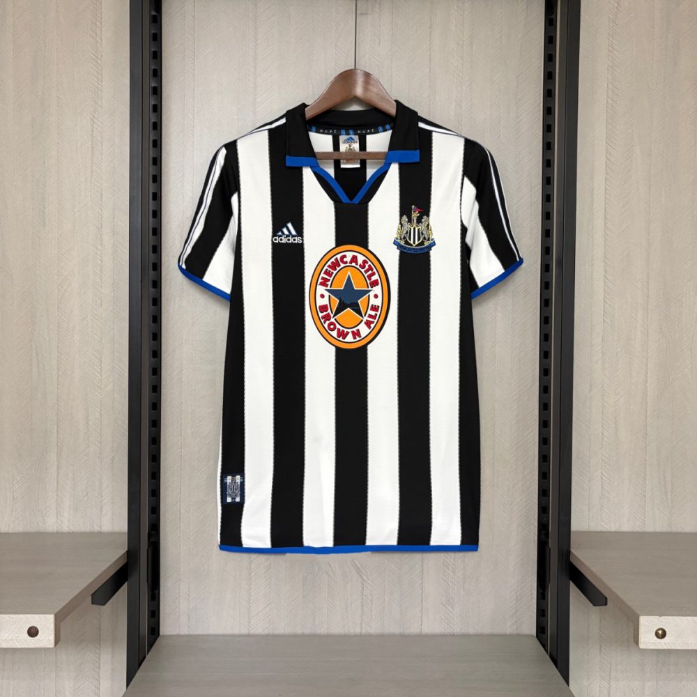 Retro Newcastle United 1999/2000 Home jersey Fan Version