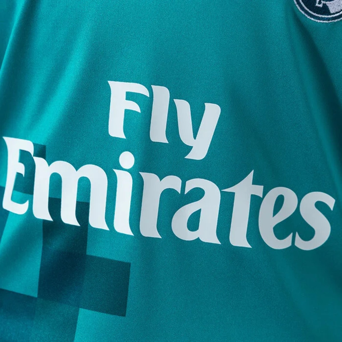 Retro Real Madrid 2017/18 Second Away Kid Kits