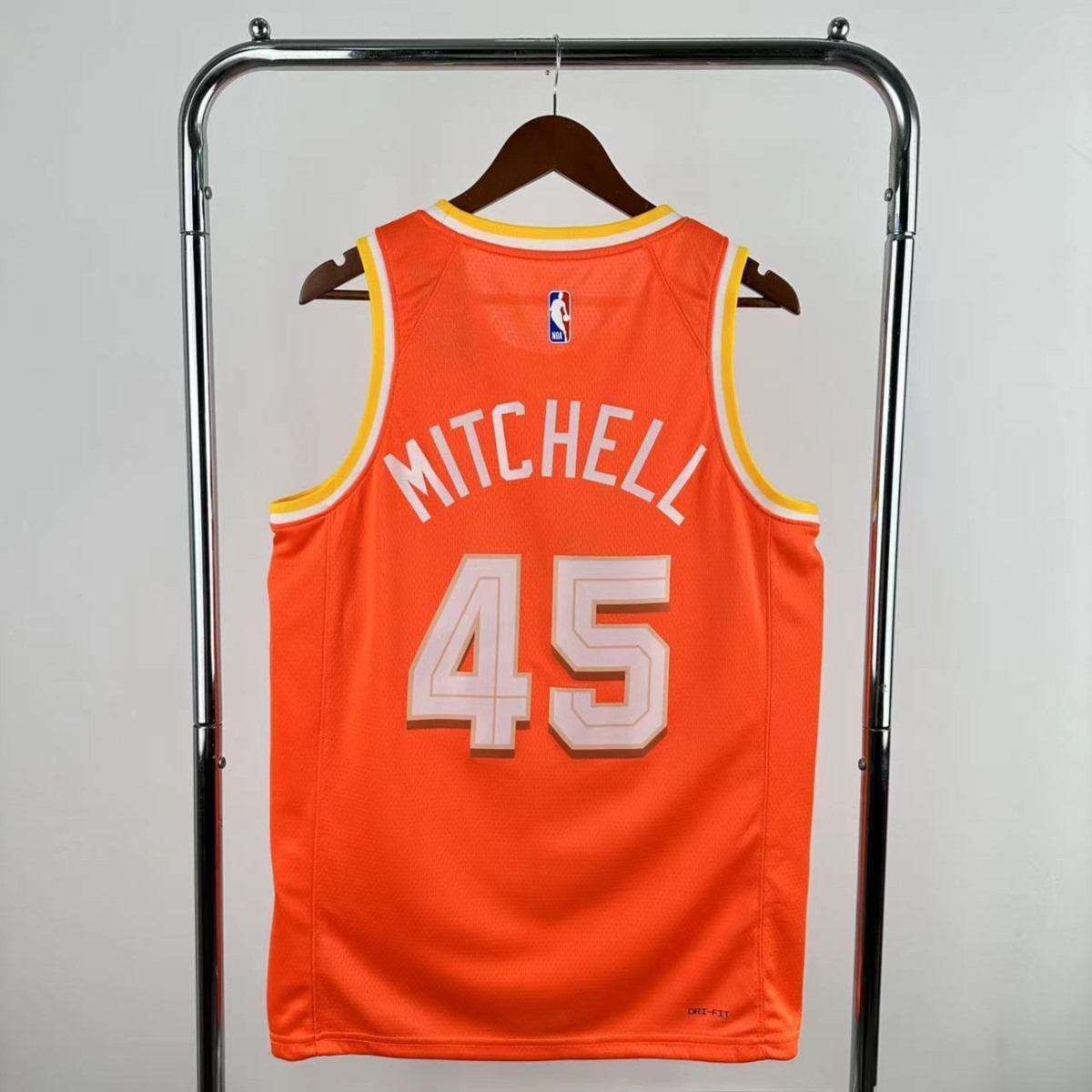 NBA Cleverland Cavaliers 2026 City Edition jersey MITCHELL#45