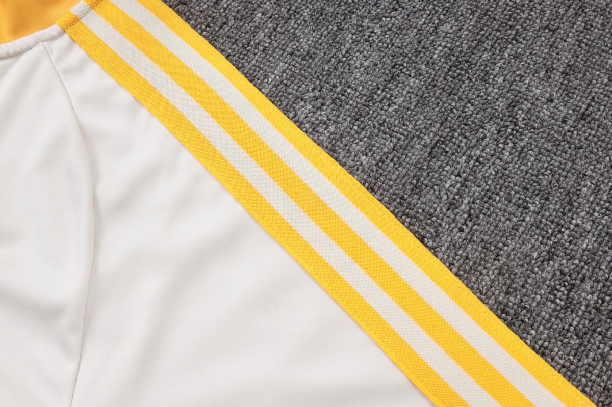 2026 Bayern Munich Beige Long-sleeved half-pull trainingkit