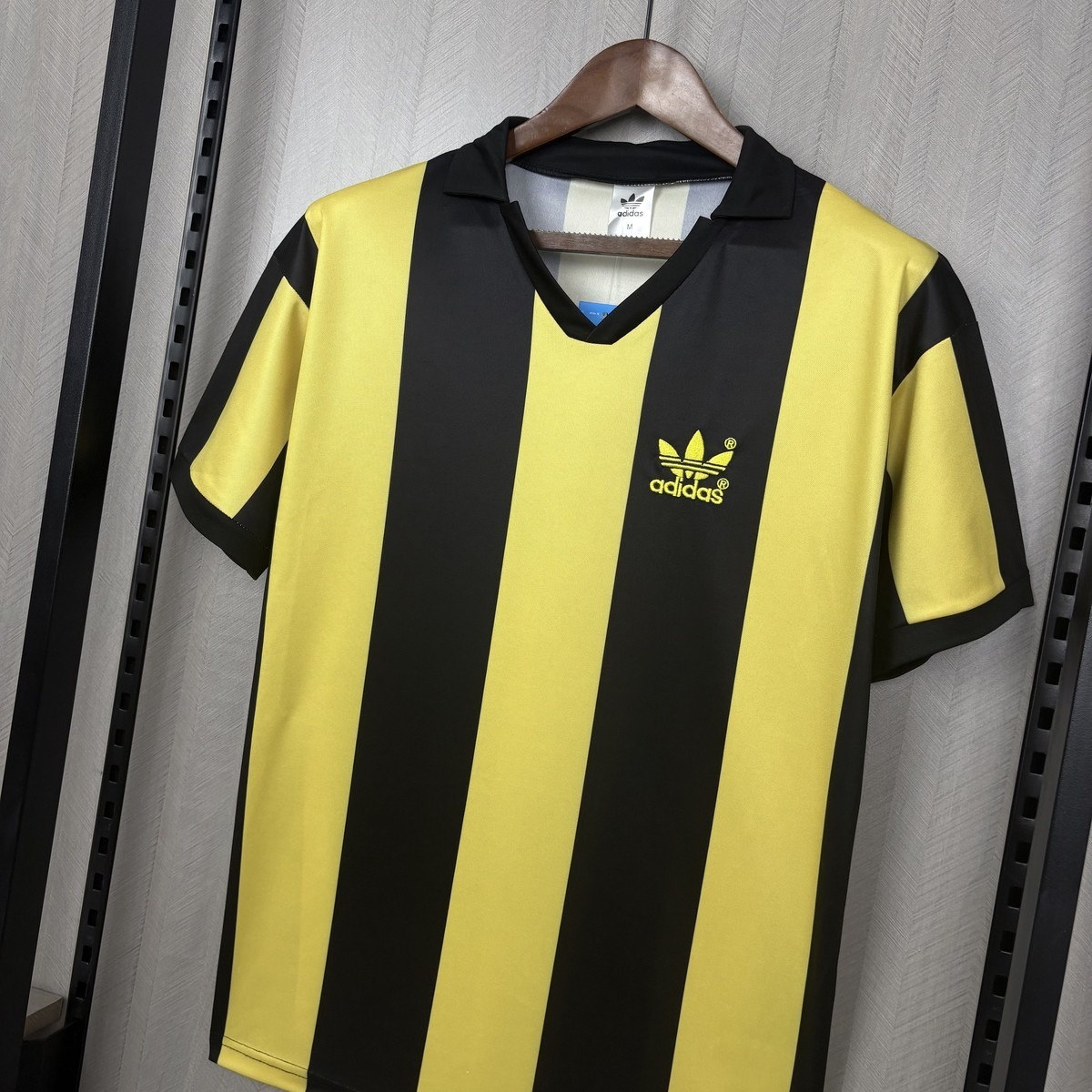 Retro Penarol 1982 Home Jersey Fan Version