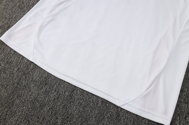 24/25 Internacional White Training Set Shirt and Shorts