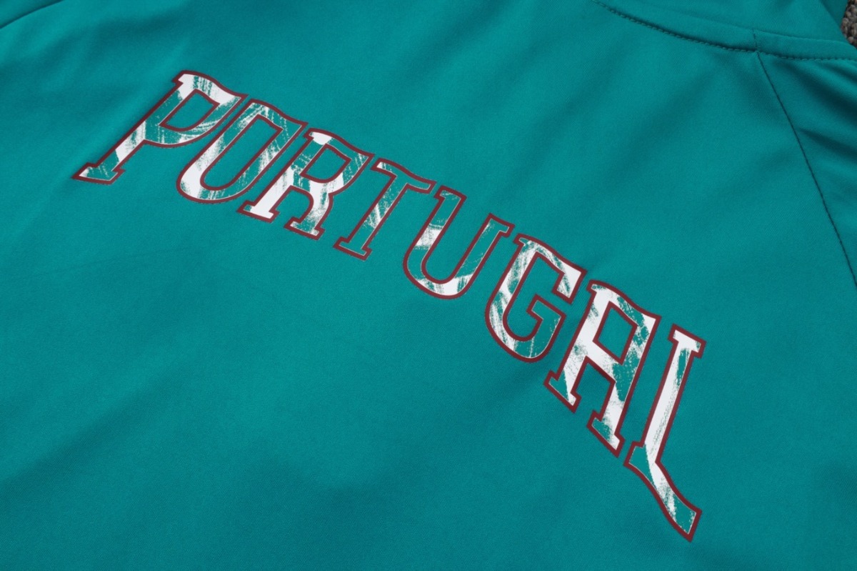 2026 Portugal Green Long-sleeved half-pull training kit