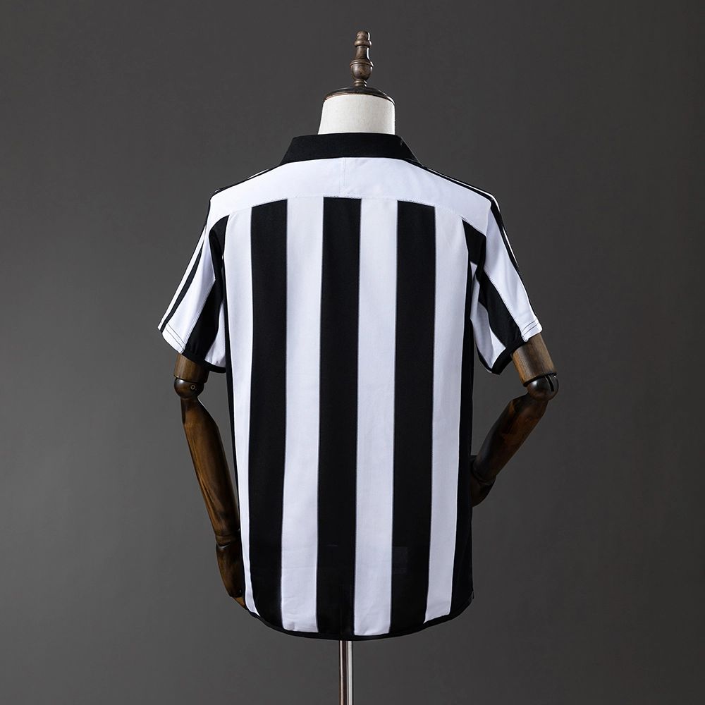 Retro Newcastle United 2003/05 Home jersey Fan Version