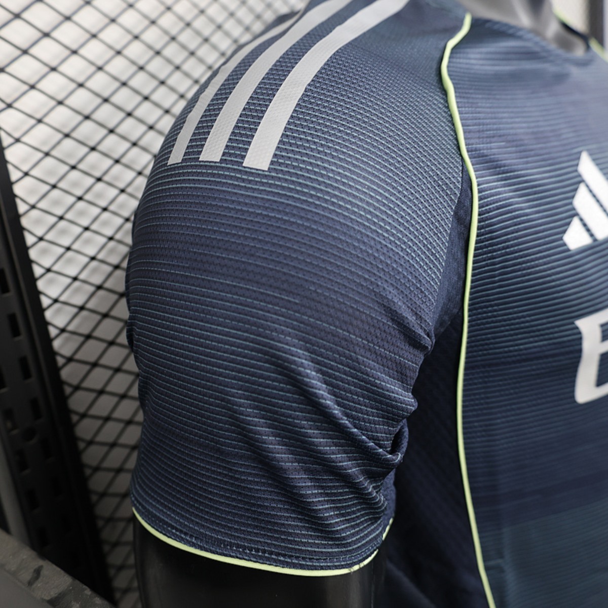 25/26 Real Madrid away jersey Player Version