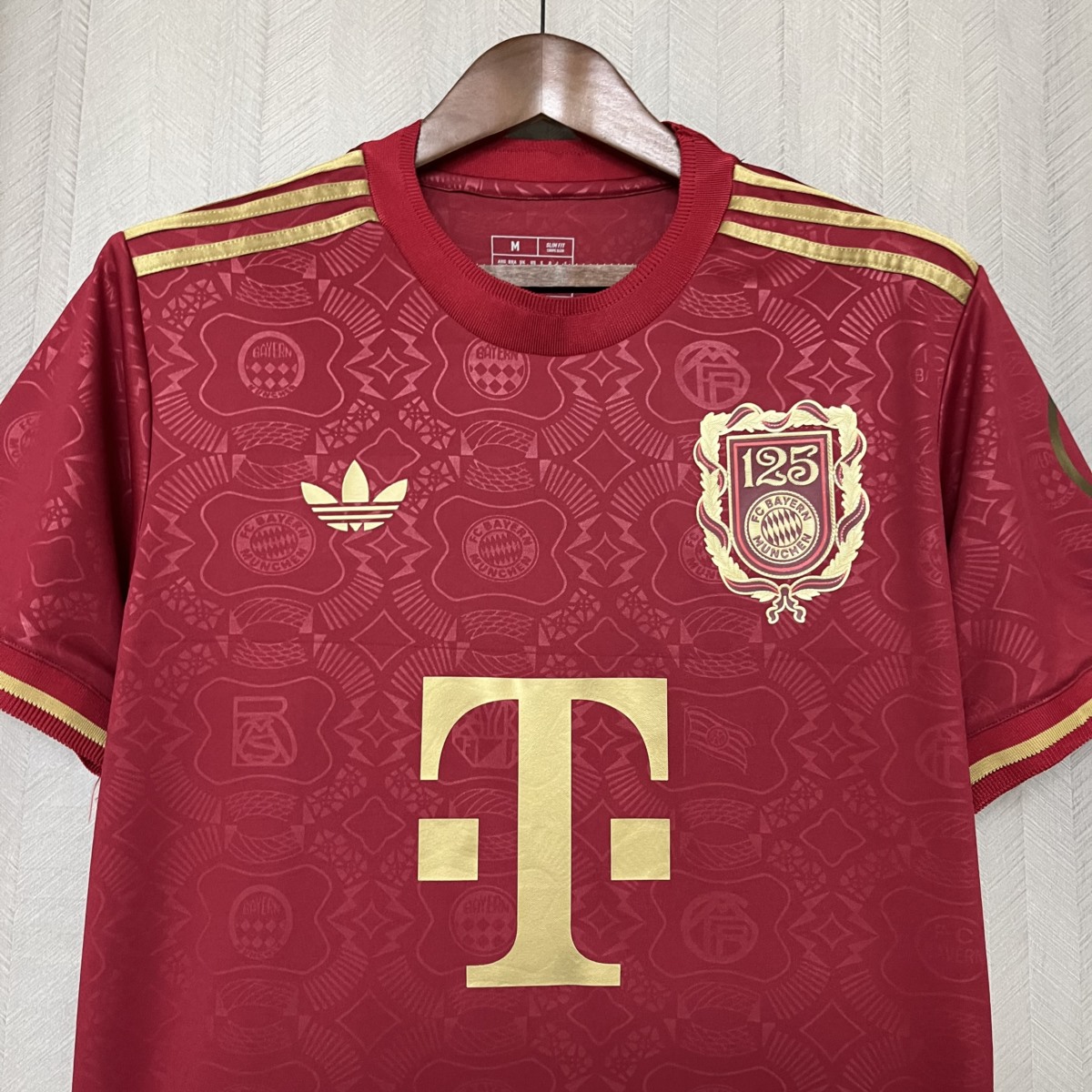 25/26 Bayern Munich 125th Anniversary Jersey Fan Version