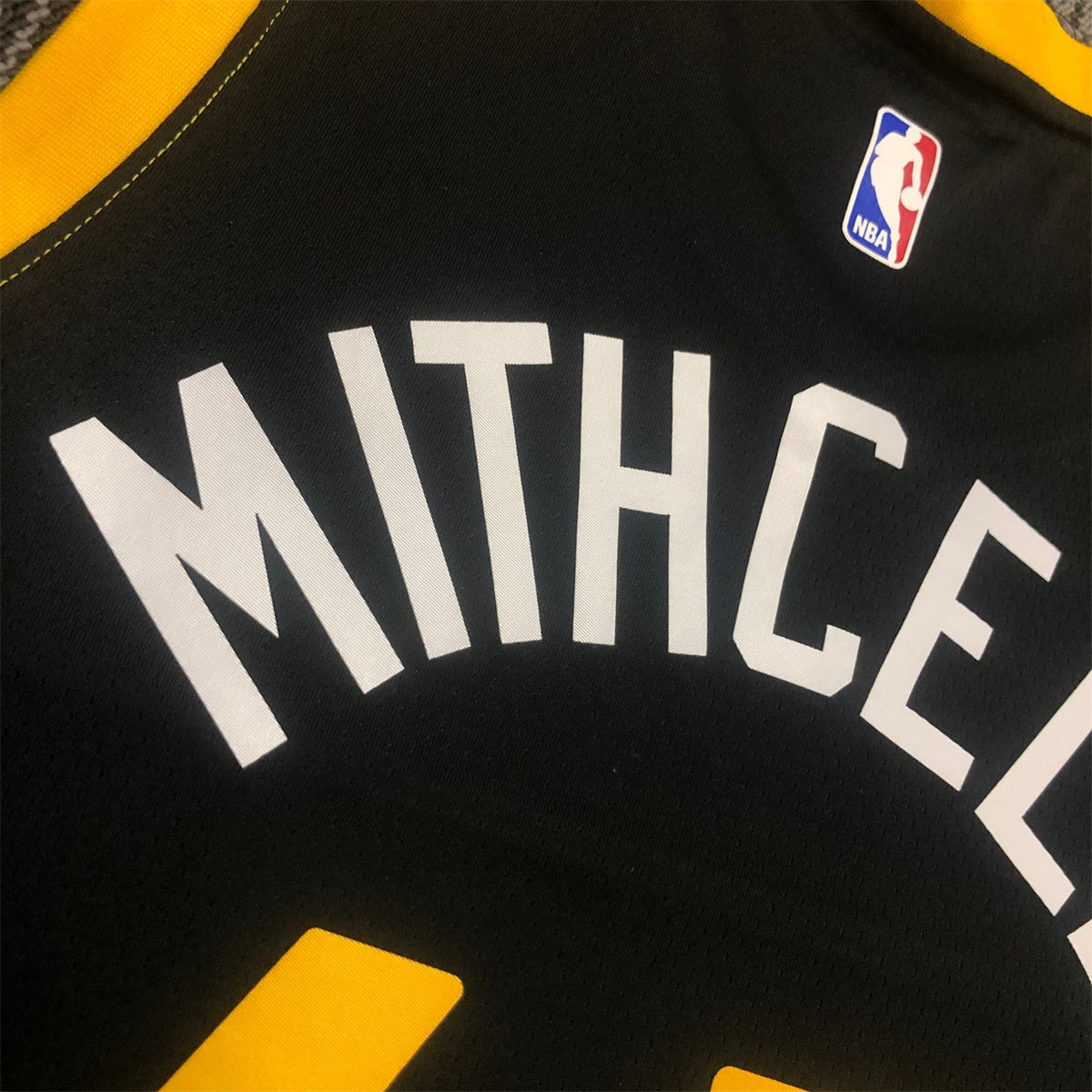 NBA Utah Jazz V-Neck Black Jersey MITCHELL#45 S-XXL