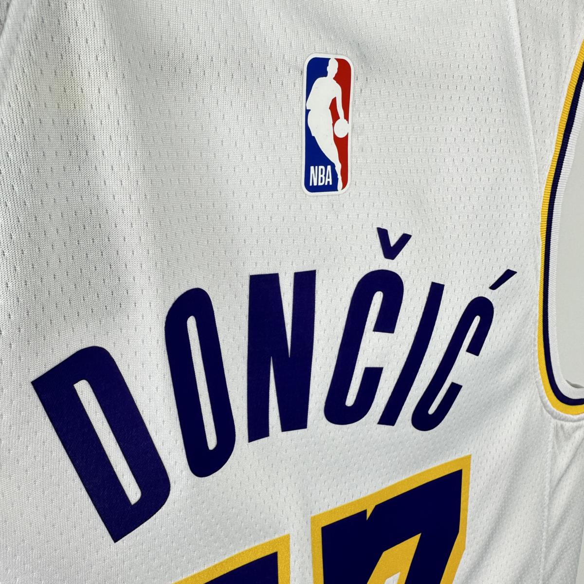 NBA Los Angeles Lakers Dončić#77 2025 White Association Edition Swingman Jersey S-XXL