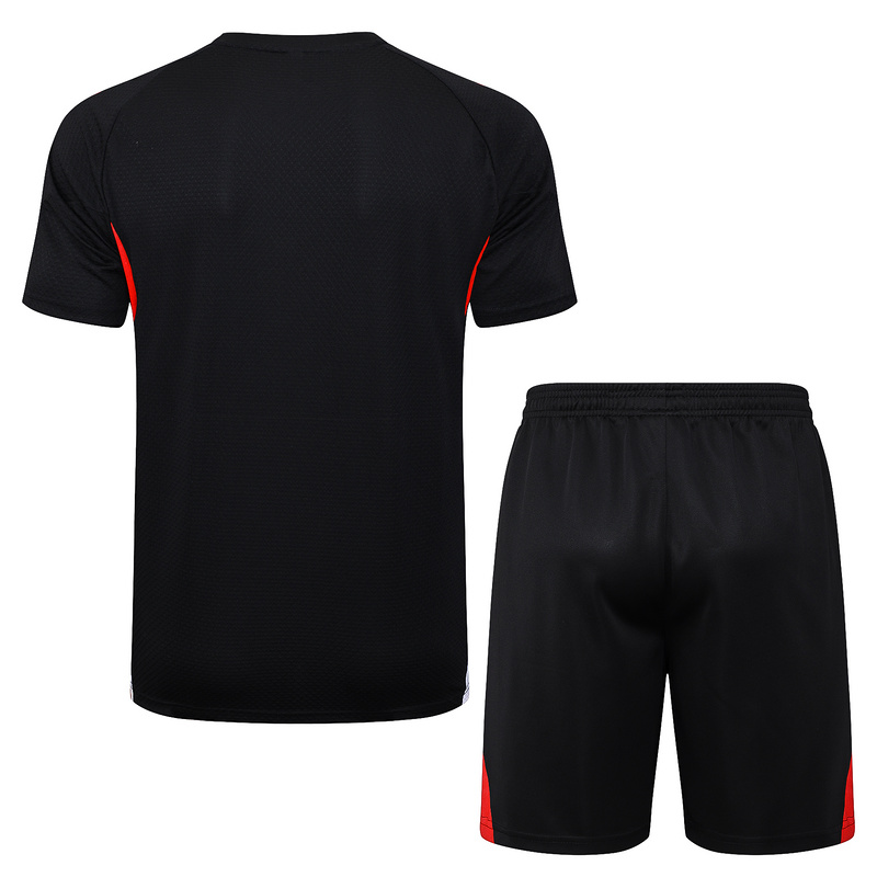 2025/26 Bayern Munich Black Training Set Shirt and Shorts