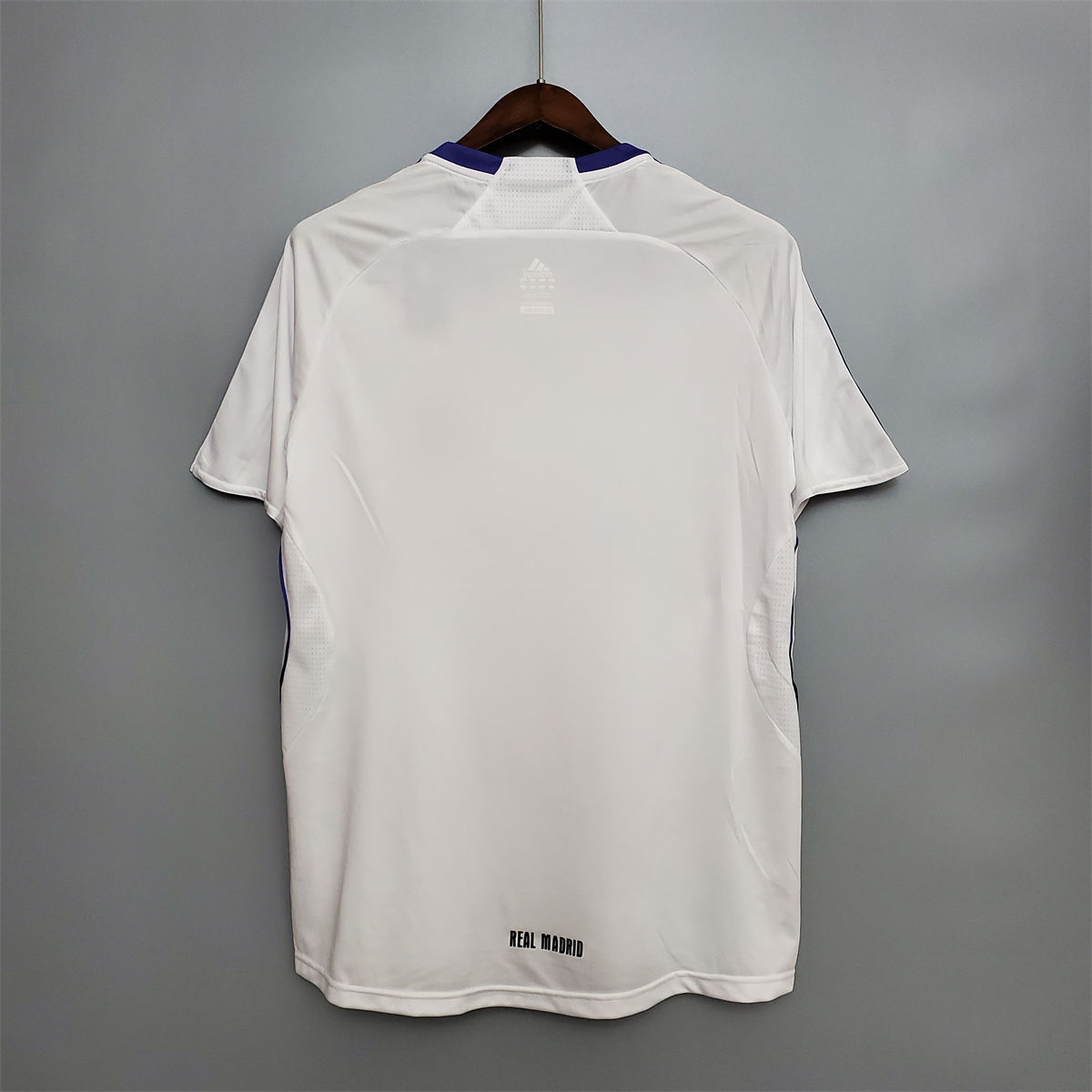 Real Madrid Retro 07/08 home jersey Fan Version