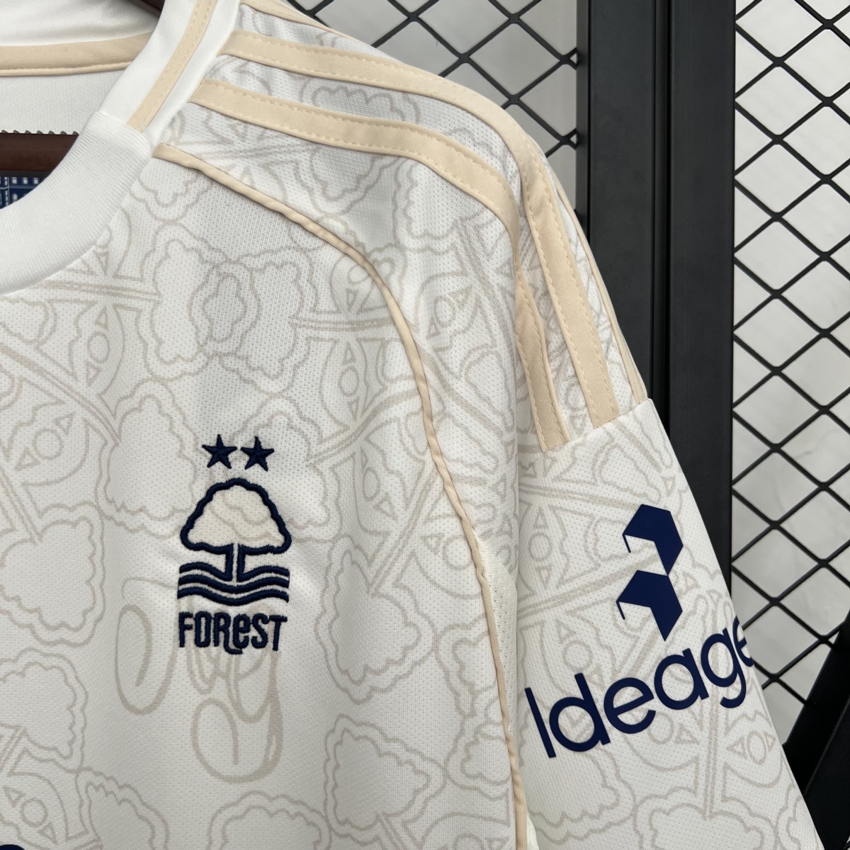 2025/26 Nottingham Forest Away Jersey Fan Version