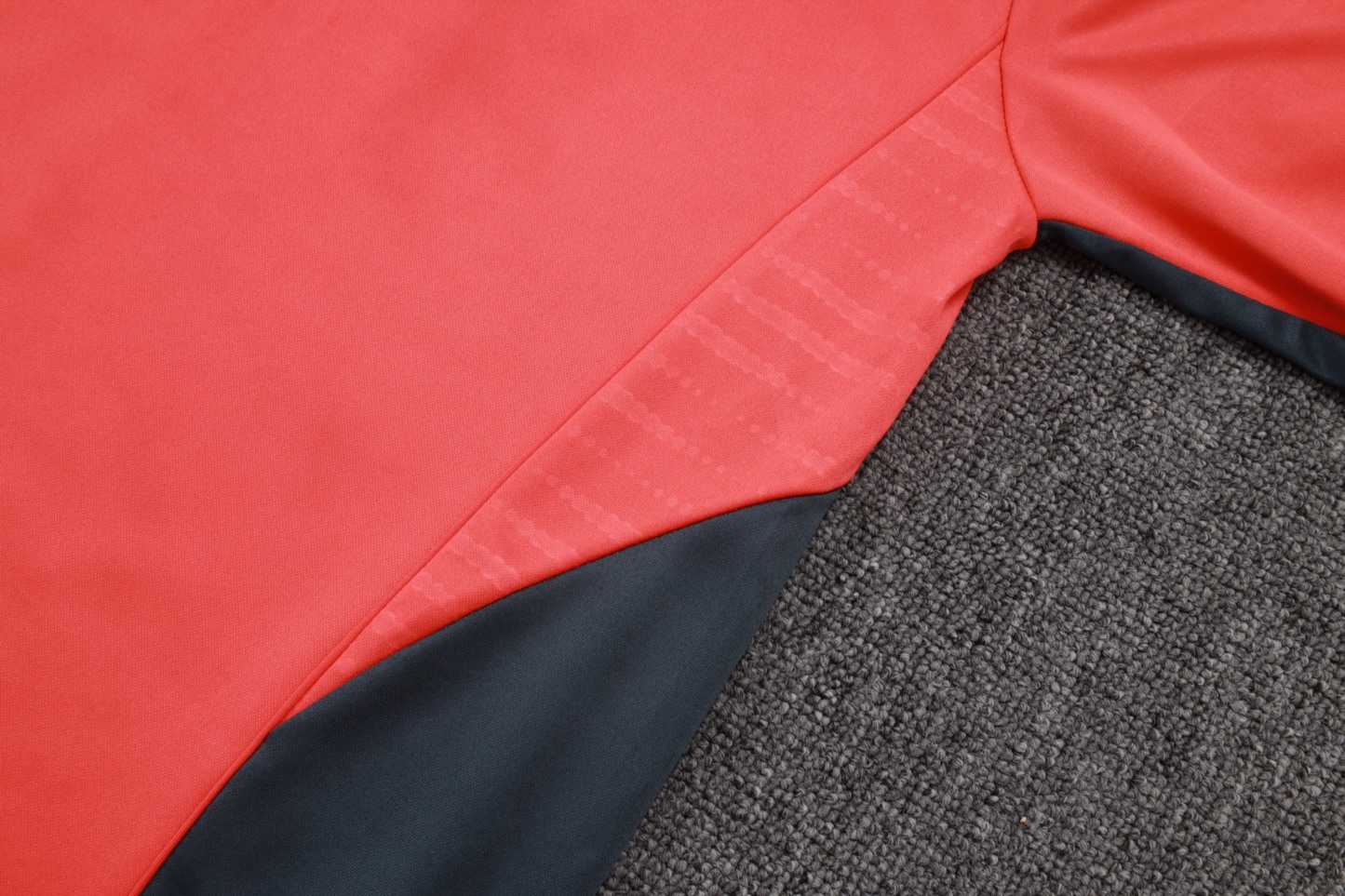 202526 Bayern Munich orange-black Long-sleeved half-pull training kit Football team kit