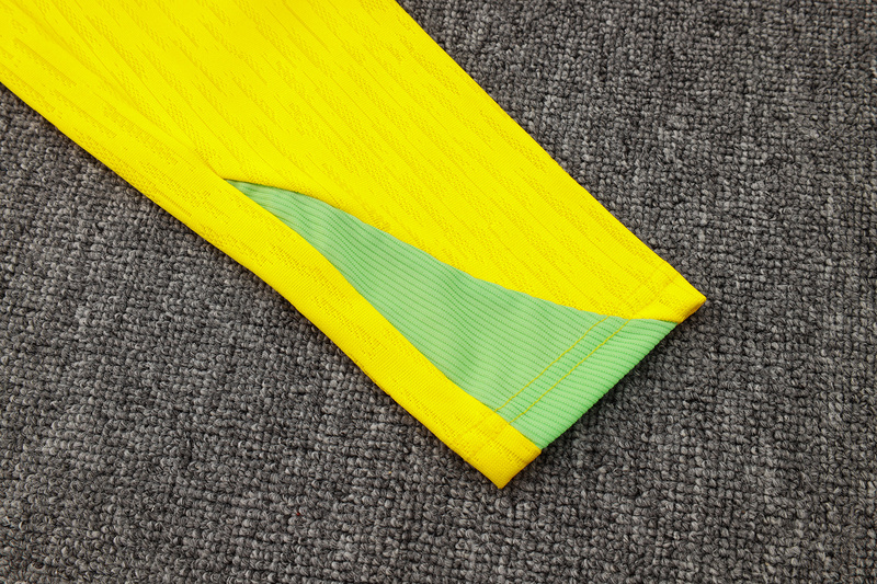 24/25 Brazil Yellow Long-sleeved half-pull training kit Football team kit