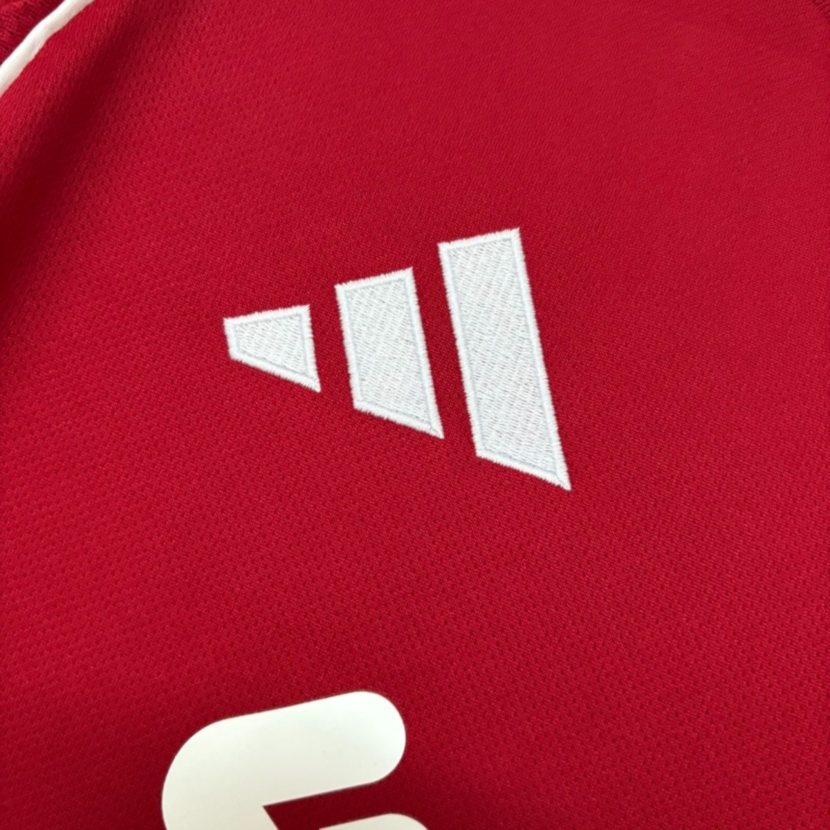2025/26 Liverpool Home jersey Fan version