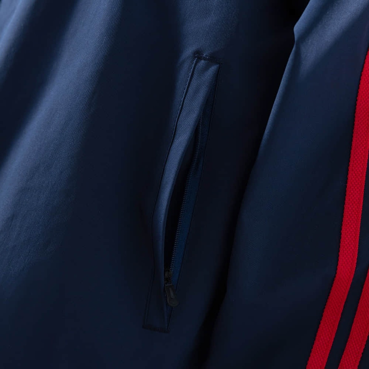 2025/26 Bayern Munich Royal Blue ReverSible Windbreaker Sport Unifom
