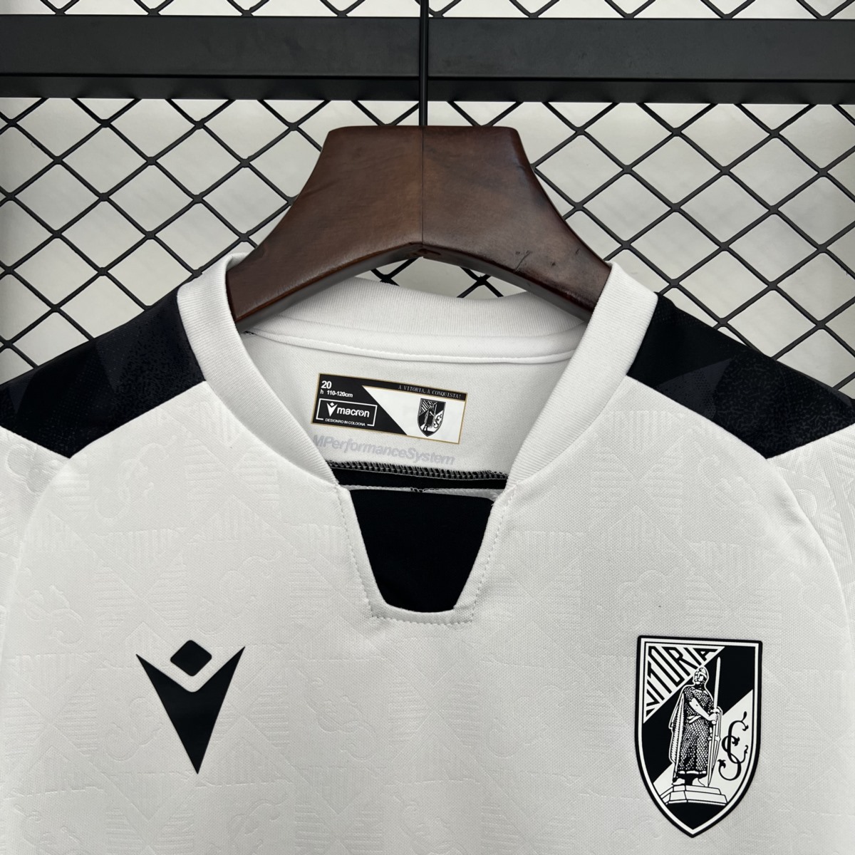 2025/26 Vitoria Guimaraes Home jersey kids Kits 16-28