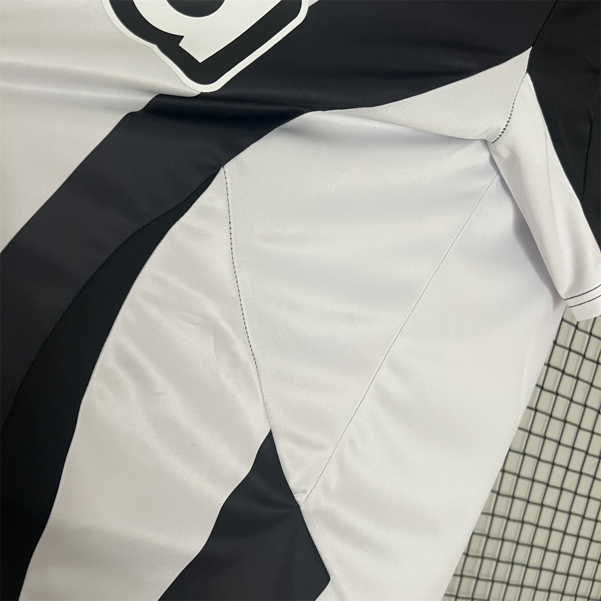 2024/25 Newcastle United Home Jersey Fan Version