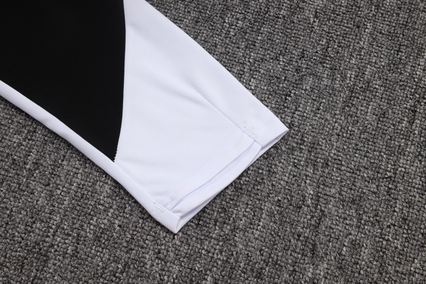 202526 Corinthians white-black Long-sleeved half-pull training kit Football team kit