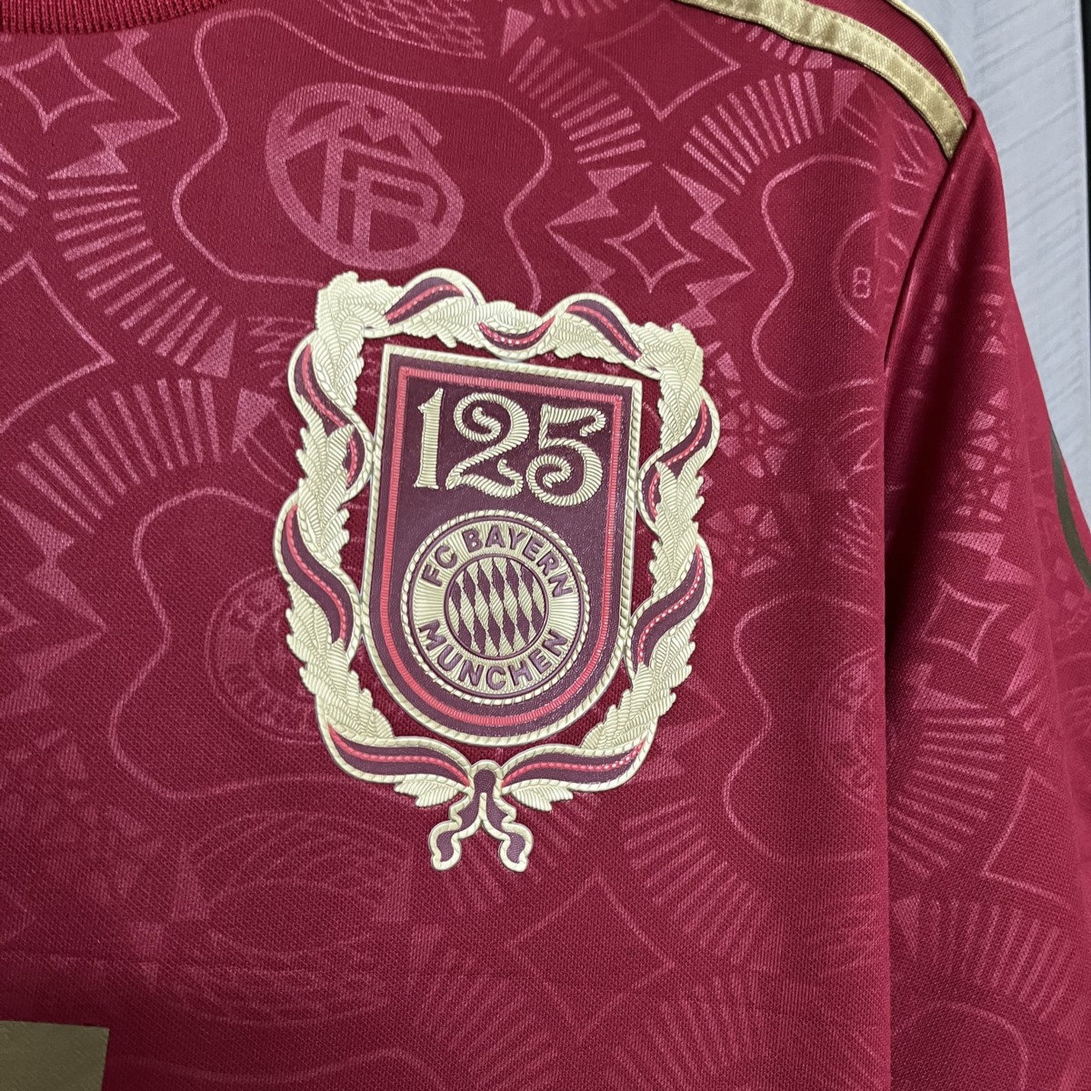 25/26 Bayern Munich 125th Anniversary Jersey Fan Version