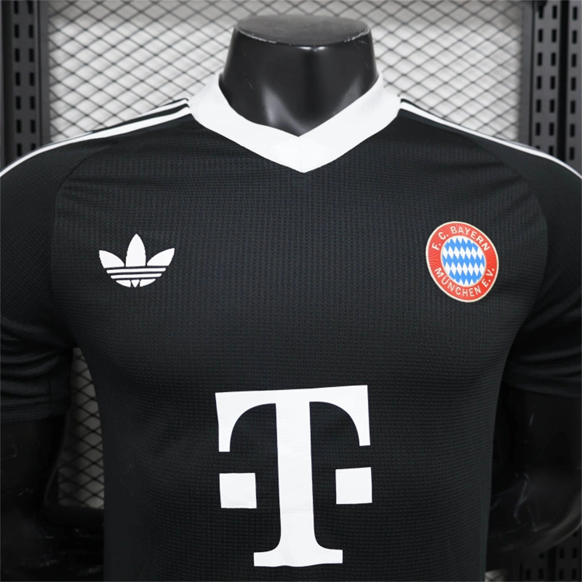 24/25 Bayern Munich Black Special edition Jersey Player Version