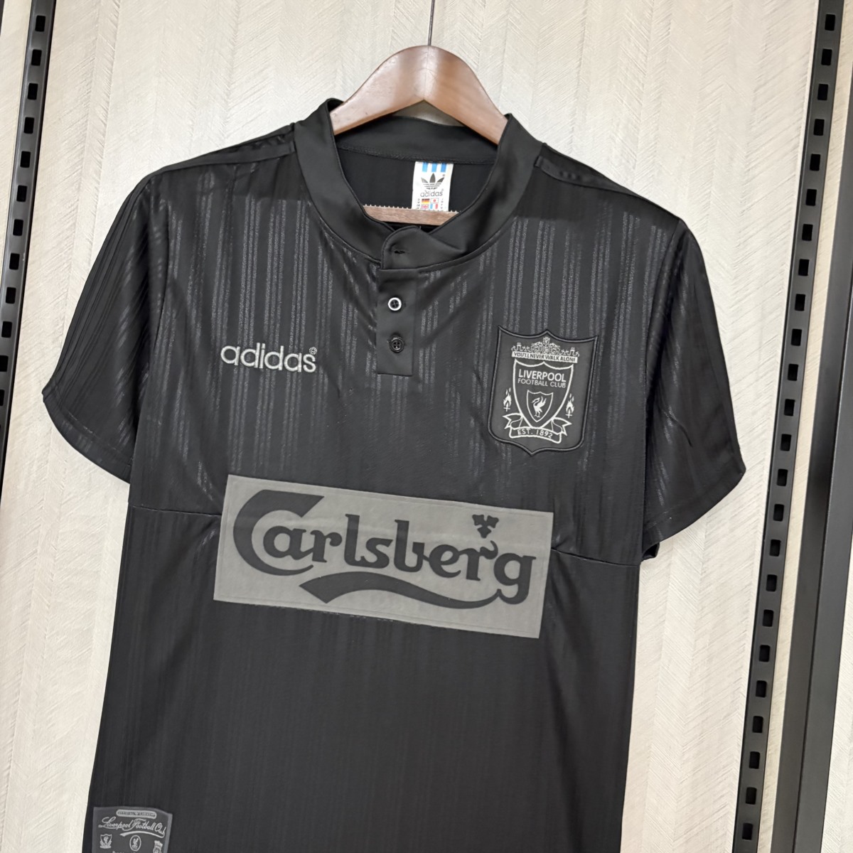 Retro Liverpool 1995 Black jersey Fan Version